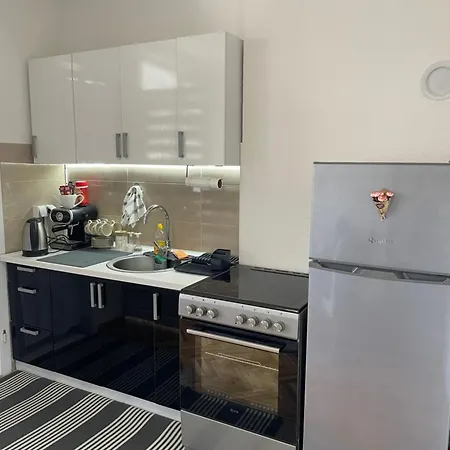 Apartment Silver *